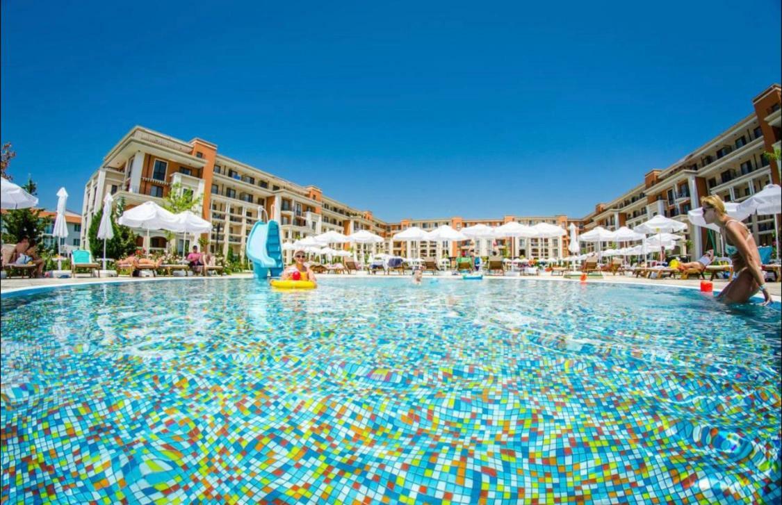 Apartment In Prestige Fort Beach سفيتي فلاس المظهر الخارجي الصورة