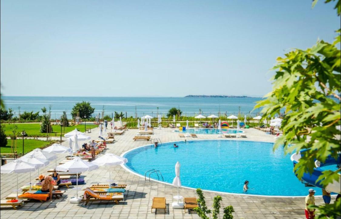 Apartment In Prestige Fort Beach سفيتي فلاس المظهر الخارجي الصورة