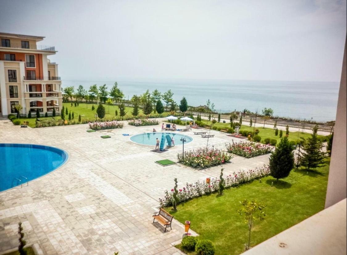 Apartment In Prestige Fort Beach سفيتي فلاس المظهر الخارجي الصورة